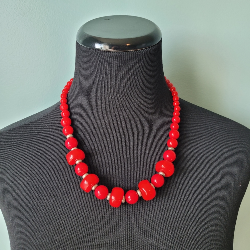 Red Graduated Bead Necklace Silver Adjustable Chunky Fashion Jewelry 9 in - Picture 1 of 4